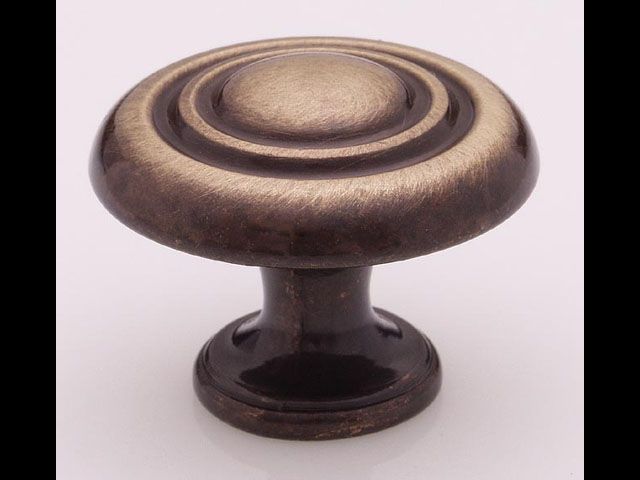 G 682-30, ANTIKOLT GOMB FOGANTYÚ, FÉM