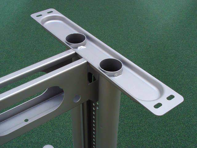 ÁTKÖTŐELEM KÁBELCSAT. 1800mm, ALUMINIUM RAL9006 aluminium IRODABÚTOR PROGRAM