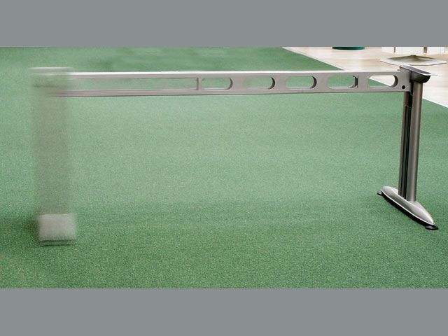 ÁTKÖTŐ TELESZKÓPOS 1200/2000mm, ALUMINIU RAL9006 alu-kábelcsatornás IRODABÚTOR PROGRAM