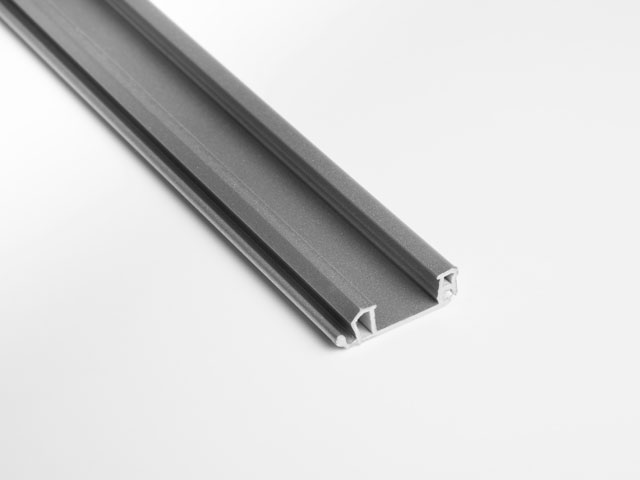 1122 FOGANTYÚPROFIL EZÜST 25x8mm 2,6m                    