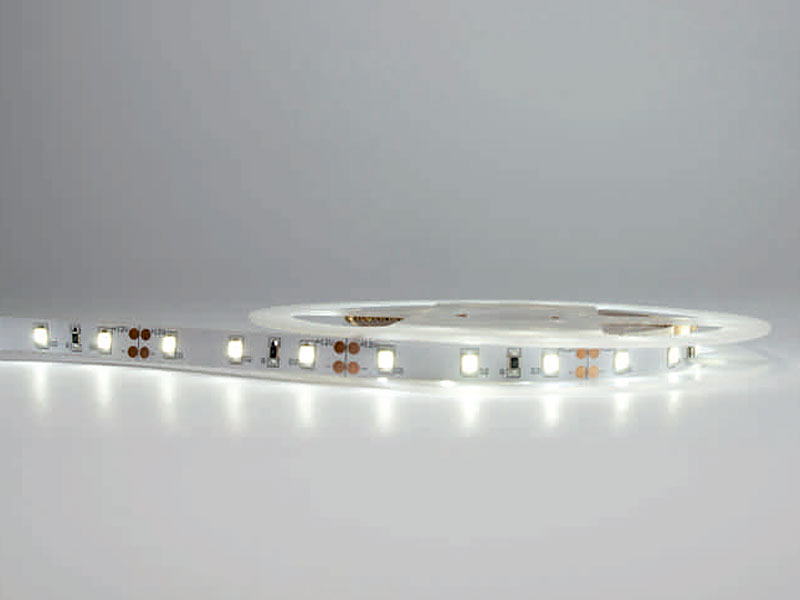 FLS60WW WARM WHITE              VILÁGÍTÁS TECHNIKA            