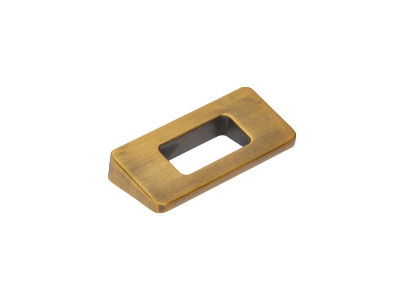 2394-54 ZN79 ANTIKOLT RÉZ Furattáv: 32mm BÚTORFOGANTYÚ