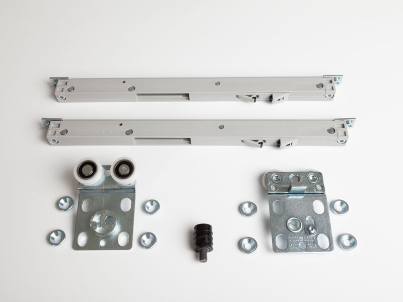 0200 UP SZETT HAJLÍTOTT FELSŐ GÖRGŐKKEL 40kg TOLÓAJTÓ VASALAT